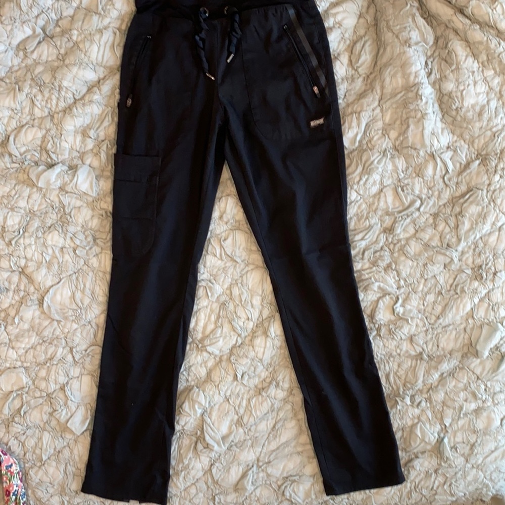 Scrub pants